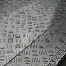 Лист нержавеющий рифленый г/к квинтет 12Х18Н9 3 мм